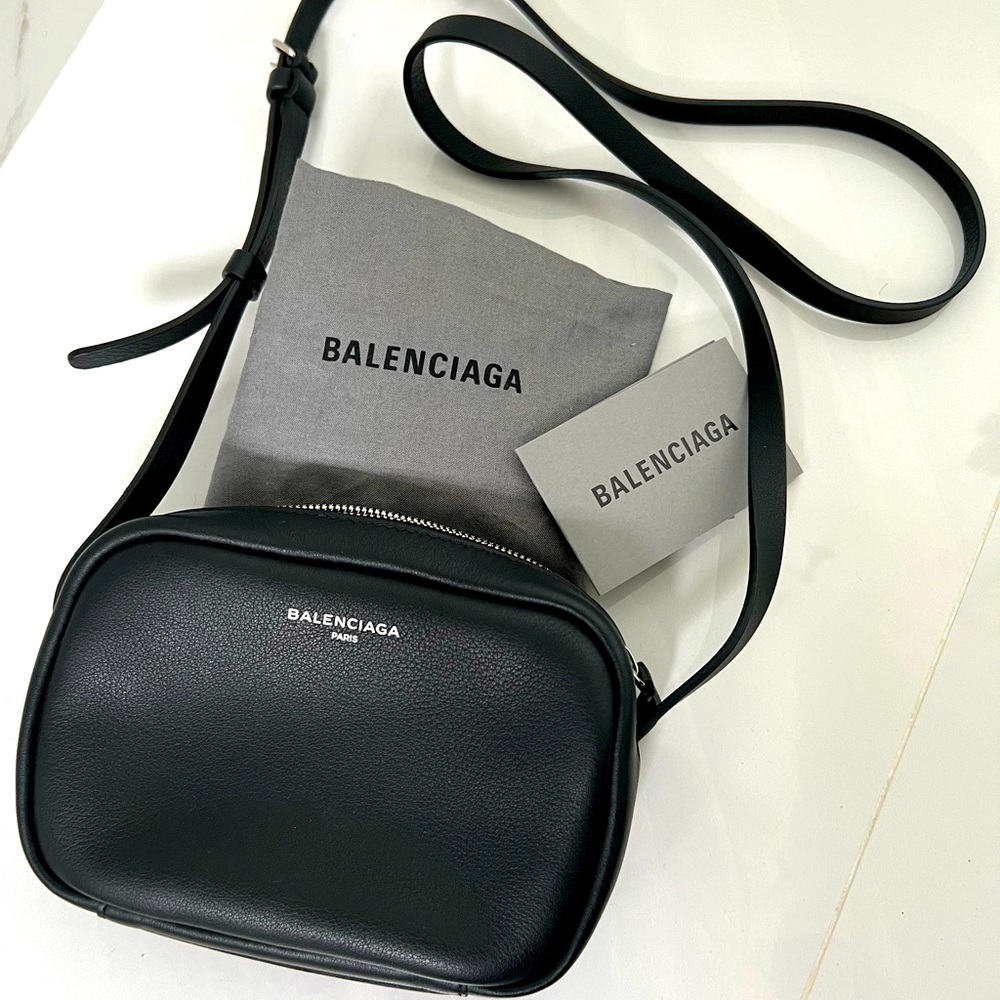 💯New Balenciaga XS Black Everyday Crossbody